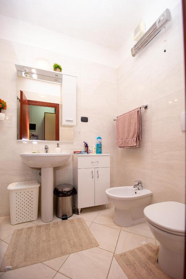Premier Apartment